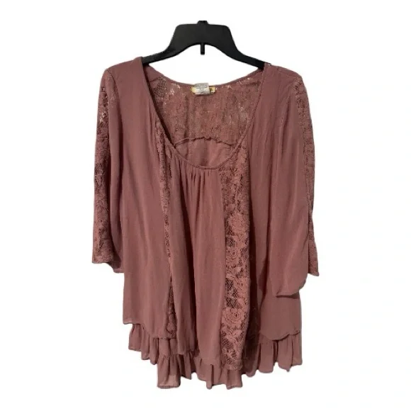 🌸 Sweet Magnolia Lace Blouse – S